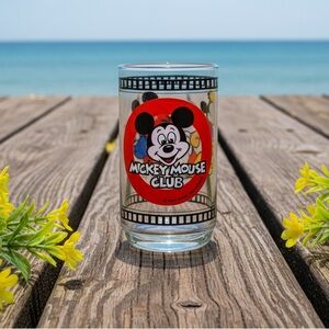VINTAGE 1970's WALT DISNEY MICKEY MOUSE CLUB 5" TALL DRINKING GLASS